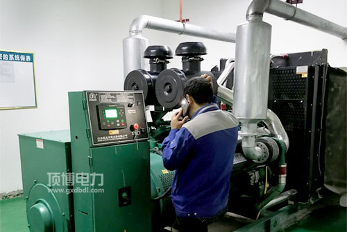 柴油发电机组排气管有烧红是怎么回事？应该怎么布置
