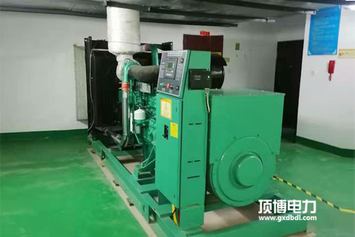 柴油发电机多少钱？顶博解密发电机价格影响因素