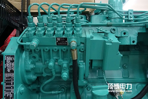 一台400kW柴油发电机组在正常工作中，油底壳内进水竟然是这个原因！