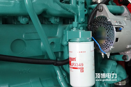 怎么回事，500kW柴油发电机组油底壳内部机油油面上升？